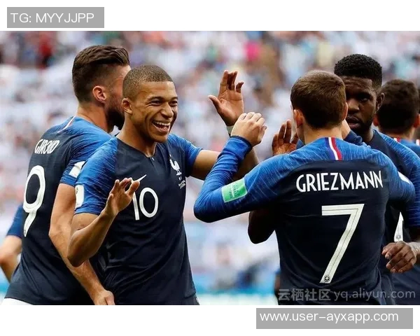 芬奇盛赞迪林厄姆表现出色快节奏打法助力队友轻松得分